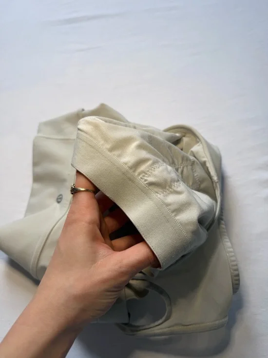 LULULEMON top - Picture 2 of 4